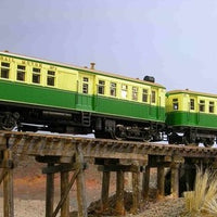 Eureka Models: CPH-CTH RAILMOTOR - CREAM AND GREEN TONGUE AND GROOVE SIDING - WITH SOUND