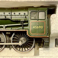 4-6-0- Jubilee Class BR Green “LEANDER” Steam Locomotive - PLEASE NOTE: “fitted with Hornby DUBLO Couplers” see photos.- MAINLINE RAILWAYS OO Scale Item No item No37-089