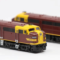 44 Class Austerity Mk2 INDIAN RED  (no red lining) Un-numbered comes with decal sheet painted INDIAN RED, NSWGR LOCOMOTIVE GOPHER MODELS N Scale. (Copy)