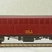 Bogie Parcel Van ‘SiphonG’ in Red W2938  - PLEASE NOTE: “fitted with Hornby DUBLO Couplers” see photos.- LIMA RAILWAYS OO Scale Item No 305350W