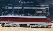 2nd Hand  - 930 Class,  S.A.Railway's 951 MAROON - SILVER Locomotive -  TRAINORAMA MODEL