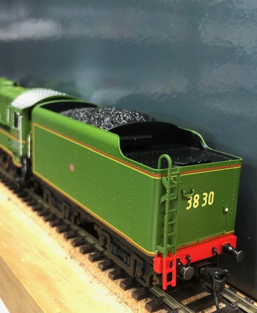 3830 C38 Class - N.S.W.G.R. 4-6-2 " 'Pacific Express' Olive Green With ...