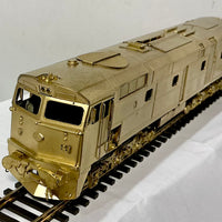 442 CLASS N.S.W.R. DIESEL-ELECTRIC LOCOMOTIVE, IN VERY NEW GOOD CONDITION, UN-PAINTED NEW RUNS VERY WELL. MANSFIELD BRASS MODEL