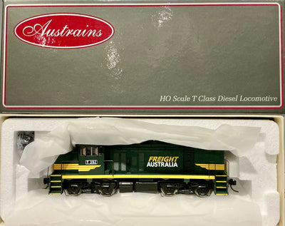 T Class T392 FREIGHT AUSTRALIA LOCOMOTIVE original new AUSTRAINS WITH ALL WHEEL PICK UP AND ALL WHEEL DRIVE Chassis -
