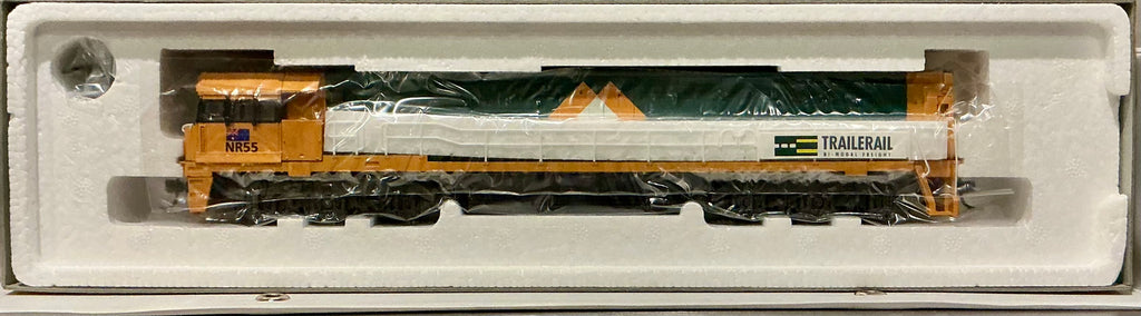 NR55 Trailrail LOCOMOTIVE original new AUSTRAINS WITH ALL WHEEL PICK UP AND ALL WHEEL DRIVE Chassis -