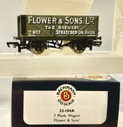 7 Plank Wagon Flower & Sons open wagon #33-104A  BACHMANN BRANCH LINE PRE-OWNED