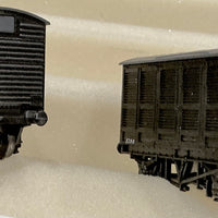 LV x 2 - LIMA NSWGR 4 Wheel Wagons, sell as one lot of two wagons, selling as is with metal wheels no couplers.