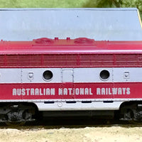 GM32 AUSTRNLIAN NATIONAL RAILWAYS Locomotive Maroon/Silver LIMA MODEL - 2nd hand (Copy)