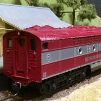 GM32 AUSTRNLIAN NATIONAL RAILWAYS Locomotive Maroon/Silver LIMA MODEL - 2nd hand (Copy)