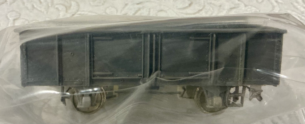 K Wagon kit partly built with metal wheels and Kadee couplers SILVERMAZ models