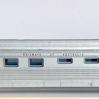 LIMA "INDIAN PACIFIC" DINER CAR - 2ND HAND IN A GOOD USED CONDITION. #018