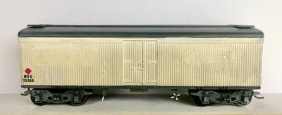 MRC25060 -  NSWGR Ice Chilled Wagon with metal wheels & Kadee couplers NEW 