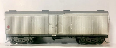 MRC 25076 very well weathered Ice van NSWGR with metal wheels & Kadee couplers  