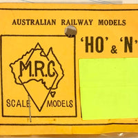 AE - VICTORIAN RAILWAYS PASSENGER CAR - RESIN KIT -  HO MODEL KIT FROM "MRC" MODELS COMES AS IN PHOTO.