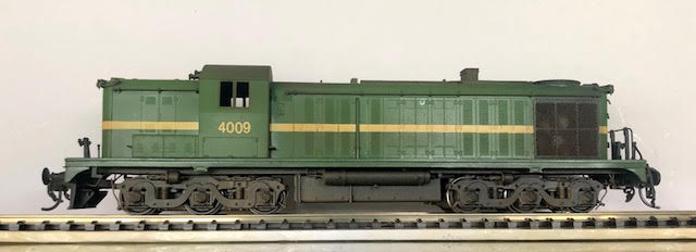 40 Class  SAMHONGSA-MANSFIELD BRASS MODEL NSWGR 4009 Well Painted DC-HO - good condition. NSWR LOCOMOTIVE.