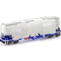 AUSCISION NPH-5 -NPHH Cement Hopper, Pacific National Wagon Grime/Blue with Patch Job & Ground Operated Lids - 4 Car Pack