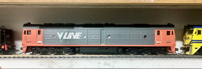 DCC - G512 V/LINE Vic, Rail POWERLINE TWIN (DUAL) MOTORS with  DCC Non Sound decoder HO Model, 2nd Hand, Very good condition