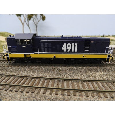 49 Class 4911  Diesel Electric Freight Blue Locomotive  - HO - TrainOrama Models