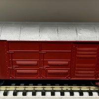 VLCX 197 V/LINE LOUVRE VAN Metal Wheels, Kadee Couplers Roof Weathered - TRAINORAMA MODEL HO Victorian Railways. 2nd hand model in neat condition. JW221