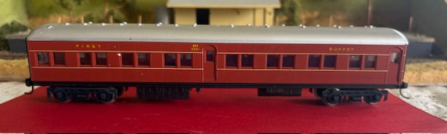 2nd Hand - BSR 2031 1st class/Buffet  Passenger Car Indian Red NSWGR  -TRAX Models