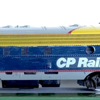 FP7 Diesel HO atlas locomotive repainted to CP Rail very good runner 2nd Hand