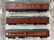 2nd hand -   Austrains 3 pack carriages -Pack KL 1 -  LHO 1614, KP 651, FS 2084 Indian Red