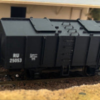 2nd Hand - RU 25053 Grain Hopper Wagon NSWGR - Kadee Couplers, Metal Wheels - Trainorama