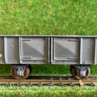 2nd Hand - Silvermaz K 8579 4 Wheel Wagon - KADEE COUPLERS - METAL WHEELS -- NSWGR.
