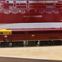 2nd Hand - 4401 NSW-SRA 44 Class Tuscan Locomotive DC - HO TrainOrama's  - NSWGR