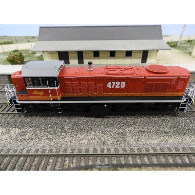 47 Class 4720  Diesel Electric Candy Locomotive  - HO - TrainOrama Models