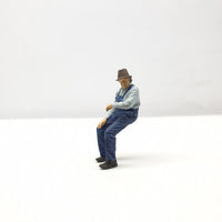 Andlan Models -UNPAINTED  Driver Seated HO Scale (D27-87)