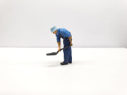 Andlan Models -UNPAINTED  Fireman Shovelling Into Firebox A  HO Scale (F04s-87)