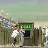 BUSCH - Wood Fence - Kit (Plastic) -- 8 Board & 6 Wood Rail Sections (HO SCALE)