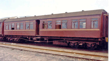 FR 1357 2nd Class  INDIAN RED NSWGR R TYPE PASSENGER CARS - CASULA HOBBIES MODEL RAILWAYS.***