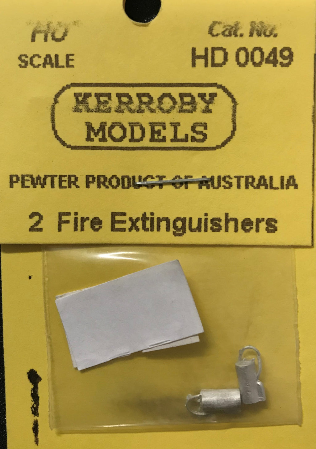 Kerroby Models - HD49 -2 Fire Extinguishers