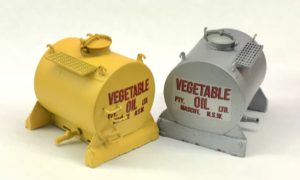IFM 19 - Vegetable Oil LCL Tank Container kit with decal (1) by InFront Models HO - IFM 19