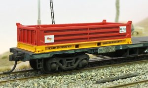 IFM 10 - Container NSW SRA " TRACKFAST"  NOH Containers (2) by InFront Models HO