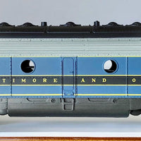 E8 RIVAROSSI Locomotives TWO Running models of E8 B&O models HO USA models.  2ND HAND -C7 + C6