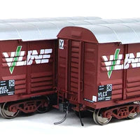 VLCX - On Track Models - VLCX-05 - VICTORIAN 40'2" LOUVRE VAN- V/LINE Logo