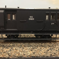 HG 4  - HG15820 N,S,W,G,R, Casula Hobbies: RTR Model Brake Van with long guards look out, no middle window, single passenger compartment.