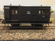 HG 4  - HG15820 N,S,W,G,R, Casula Hobbies: RTR Model Brake Van with long guards look out, no middle window, single passenger compartment.