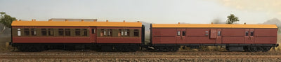 CR1386 T/R Composite Car+ EHO1464 Tuscan Brake Van R - Casula Hobbies Railway Models RTR
