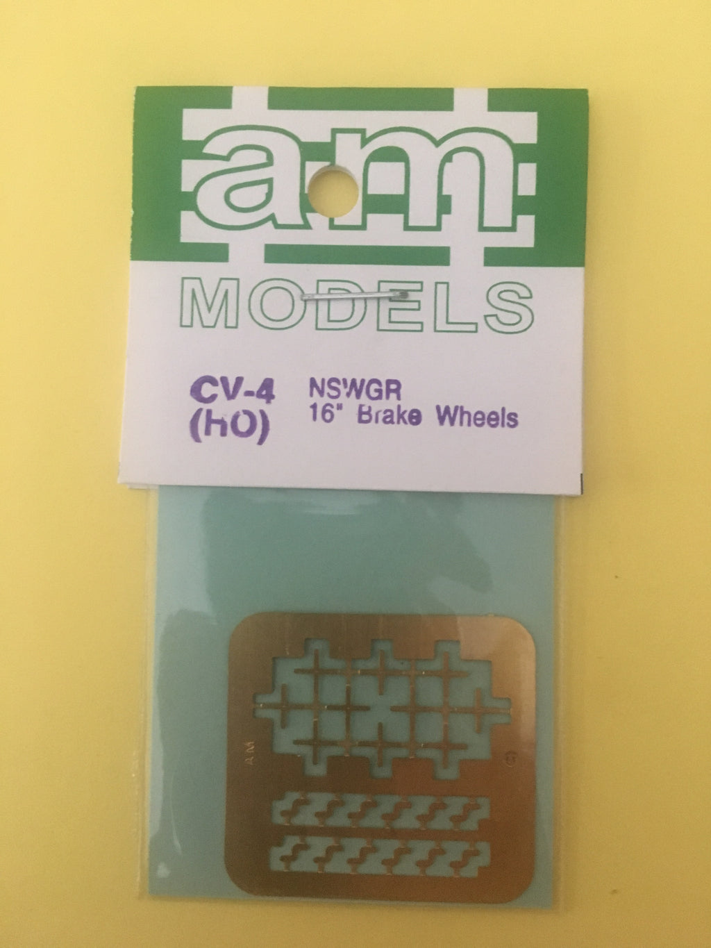 AM Models : CV04 NSWGR BRASS ETCHED 16 inch Brake Wheels & Lamp Irons (10)