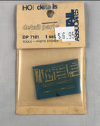 DETAIL ASSOCIATED - 7101 - BRASS PHOTO ETCHED ASSORTED WORK SHOP TOOLS