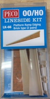 Peco: LK-66 Platform Ramp Edging Brink type (2 pairs) 116 mm long Lineside Kit  OO/HO Kit