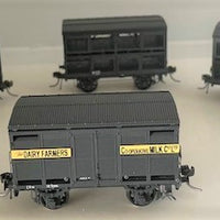 Four wheel Good's wagon Train: LV10 Dairy Farmers, GSV26644, GSV26647, GSV26649.  Pack No6 : Mixed pack of 4: Casula Hobbies Model Railways RTR :